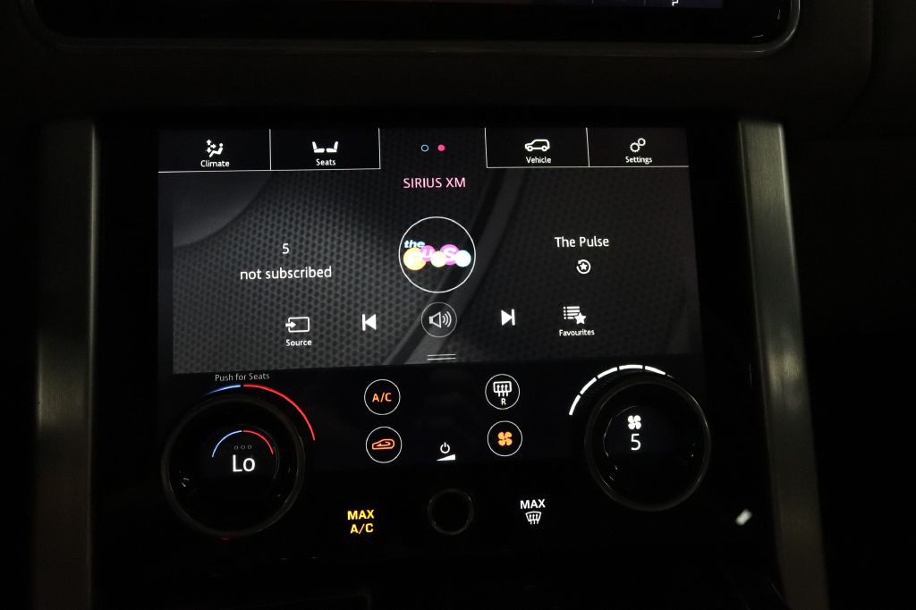 2019 Land Rover Range Rover Image 15