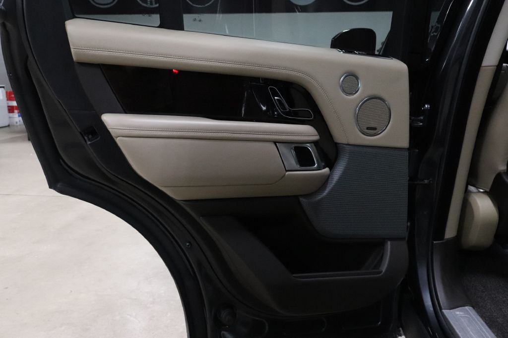 2019 Land Rover Range Rover Image 21