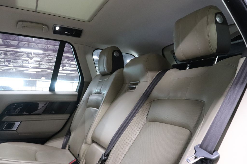 2019 Land Rover Range Rover Image 23