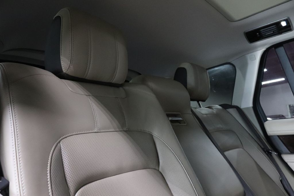 2019 Land Rover Range Rover Image 29