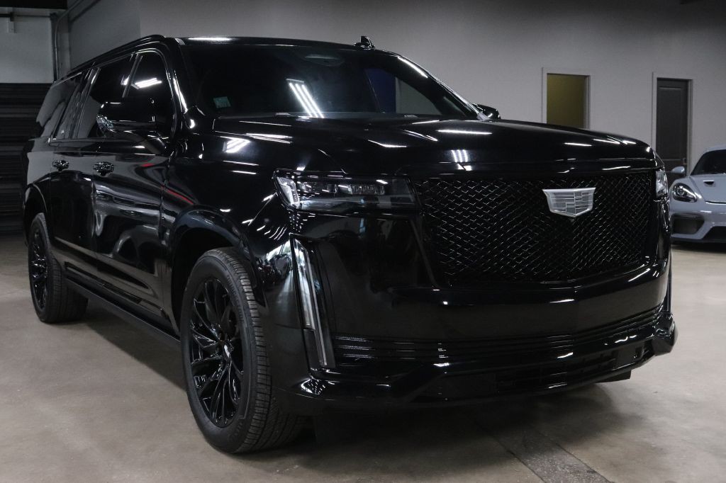 2022 Cadillac Escalade Image 7
