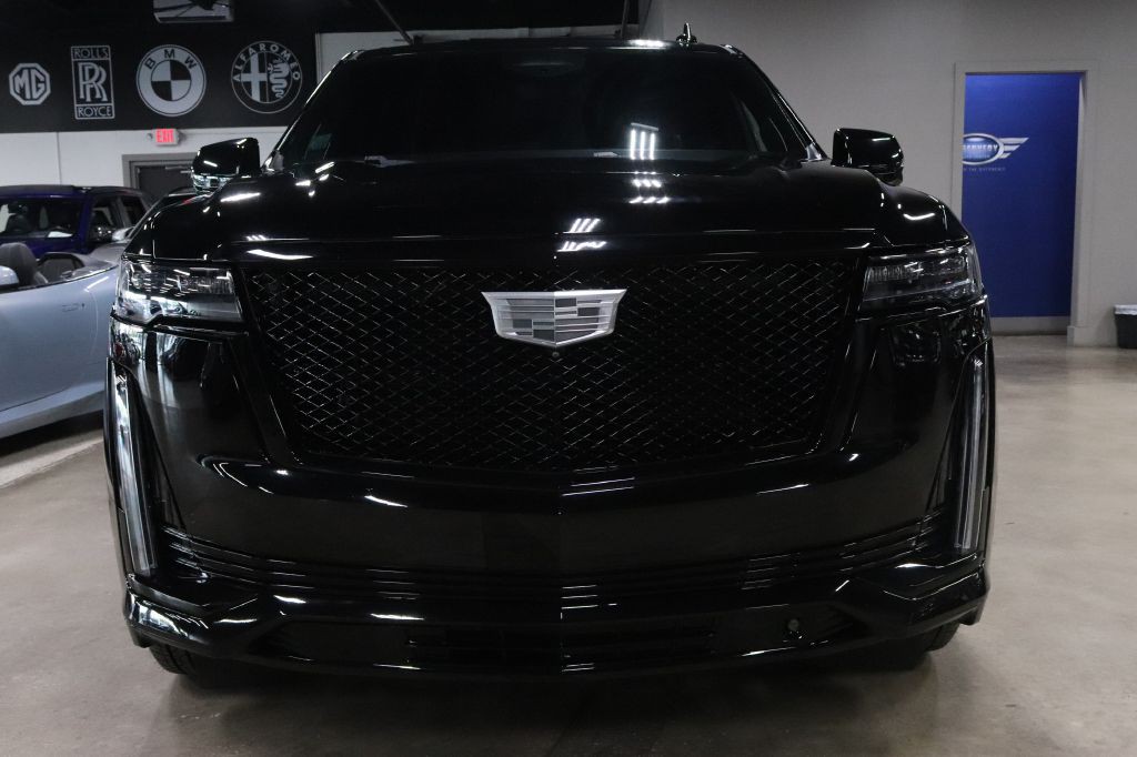 2022 Cadillac Escalade Image 8