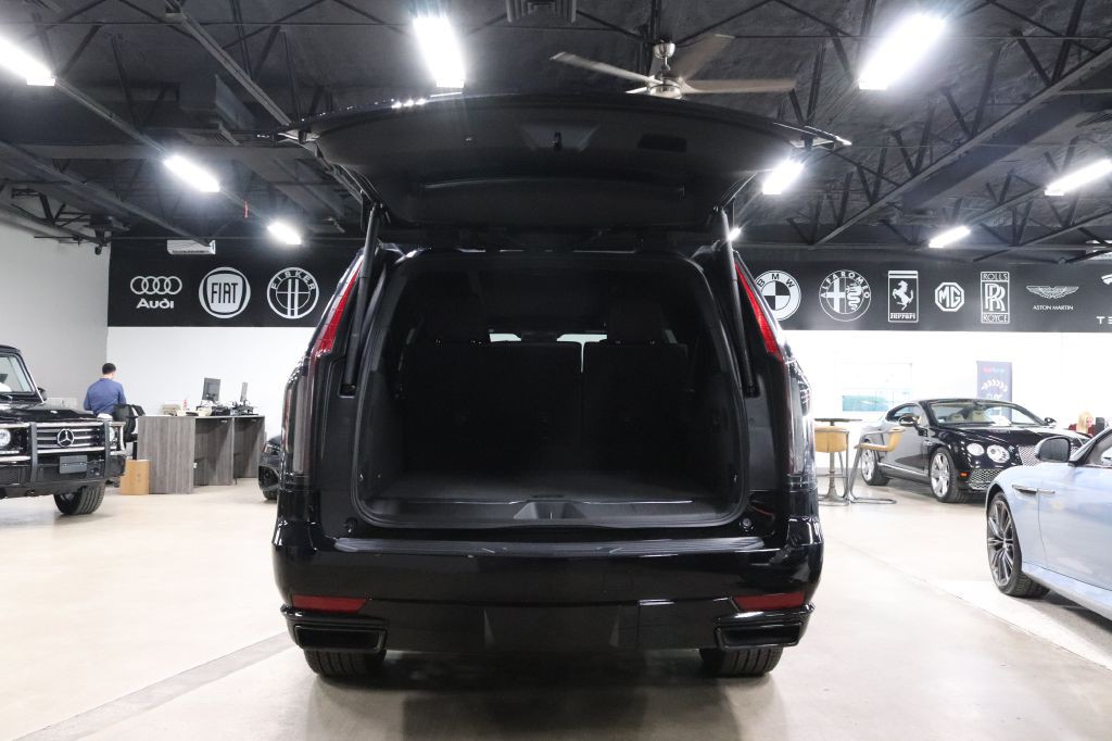 2022 Cadillac Escalade Image 23