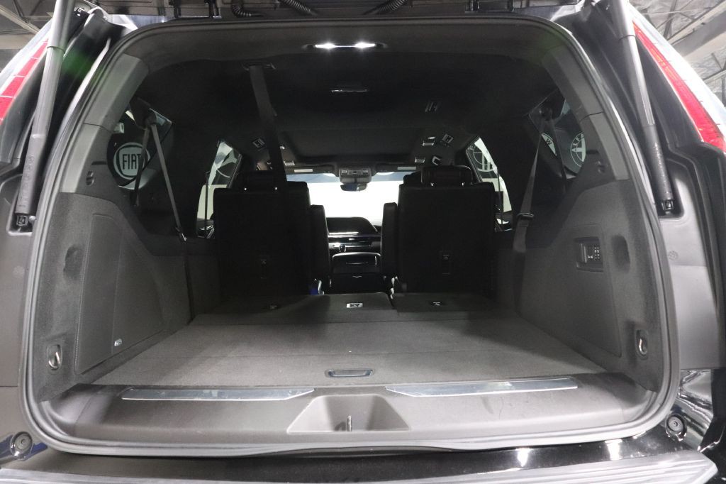 2022 Cadillac Escalade Image 25