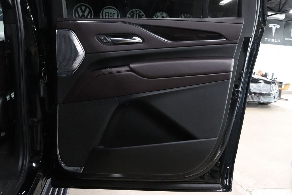 2022 Cadillac Escalade Image 27