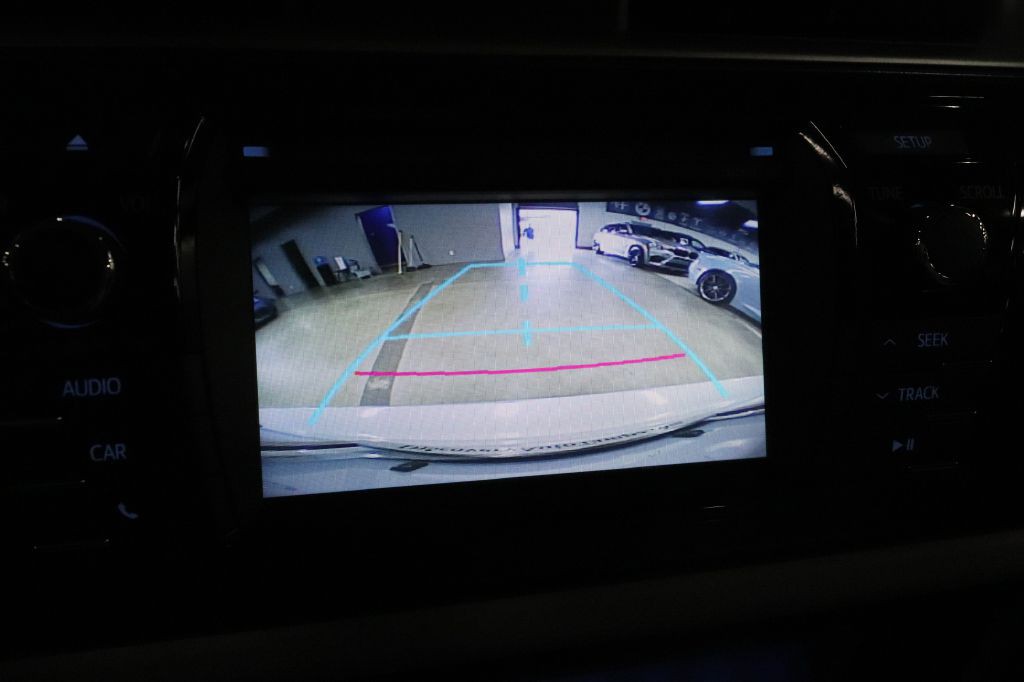 2016 Toyota Corolla Image 22