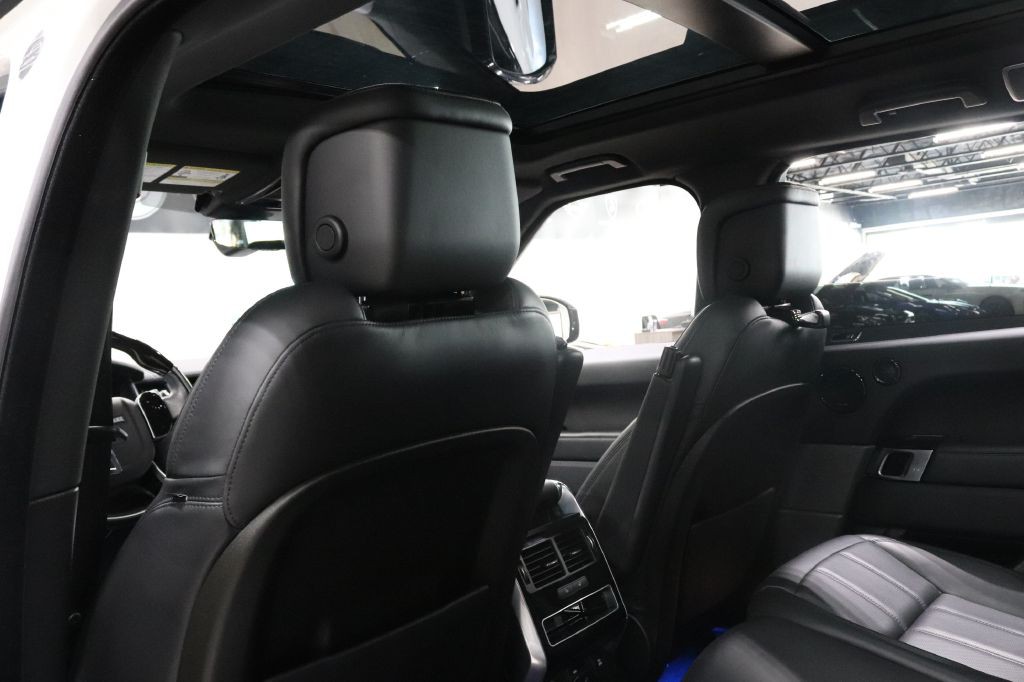 2018 Land Rover Range Rover Sport Image 16