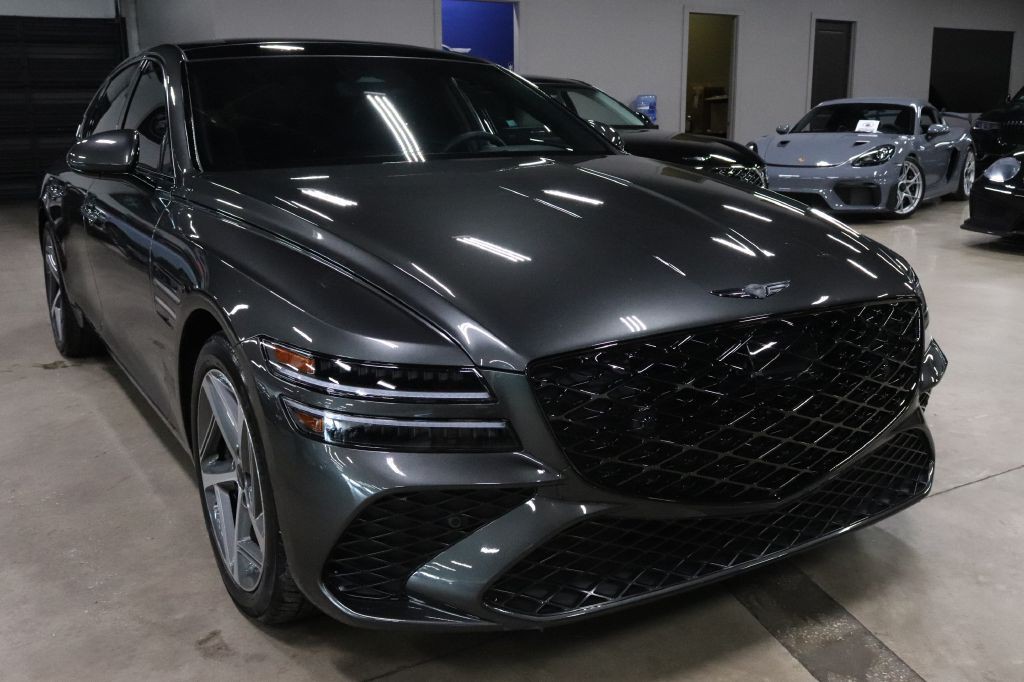 2025 Genesis G80 Image 7