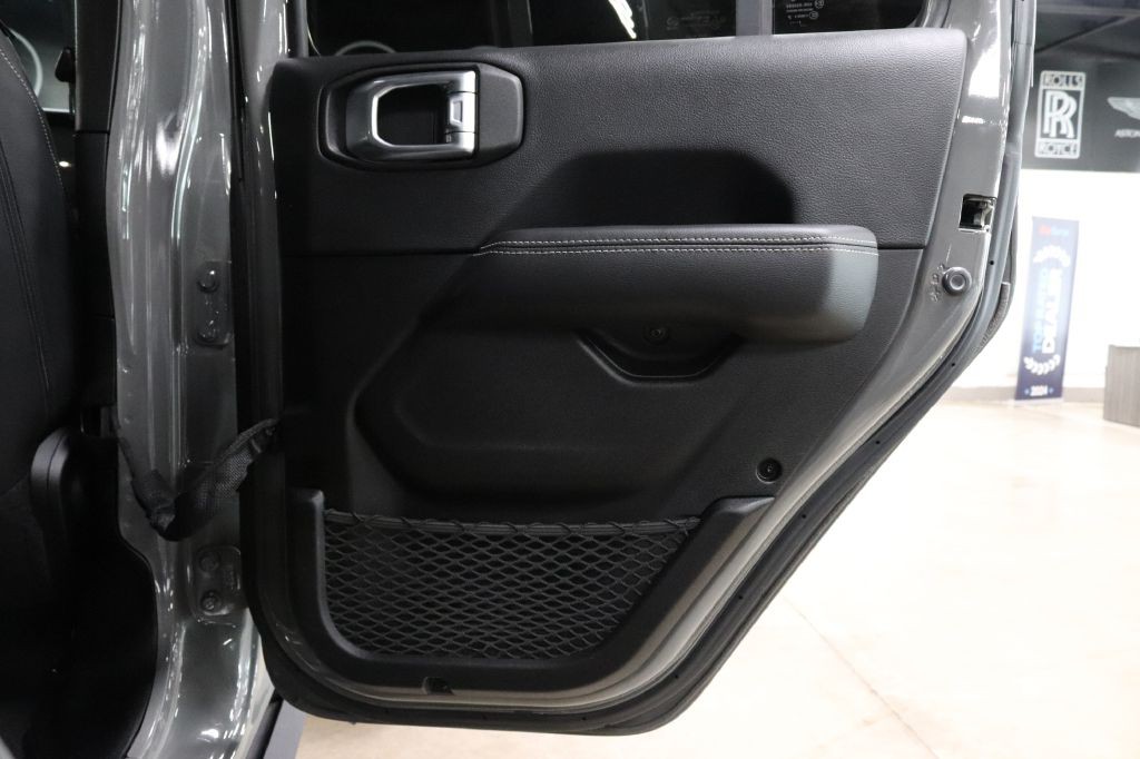 2022 Jeep Wrangler Unlimited Image 27