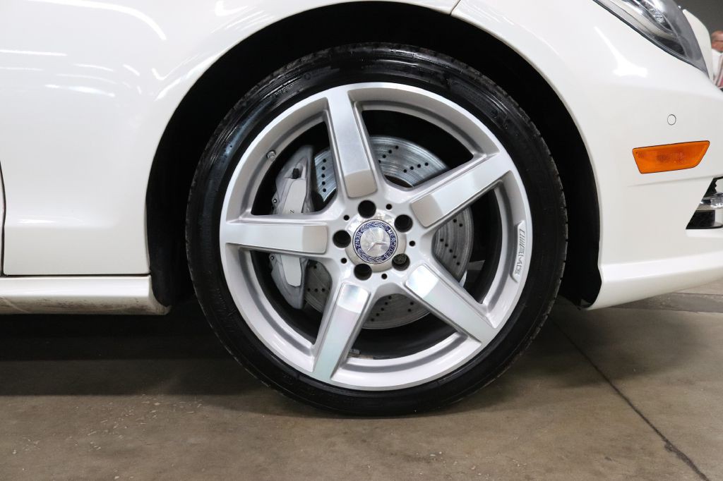 2014 Mercedes-Benz CLS-Class Image 36