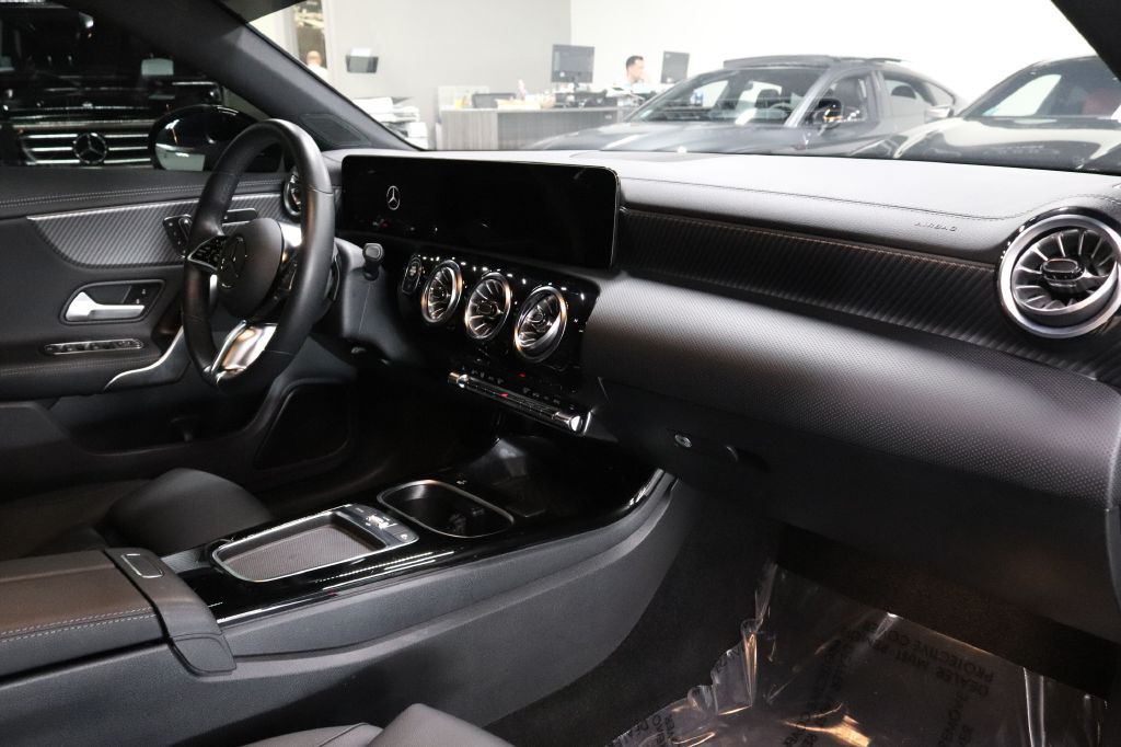 2024 Mercedes-Benz CLA-Class Image 30