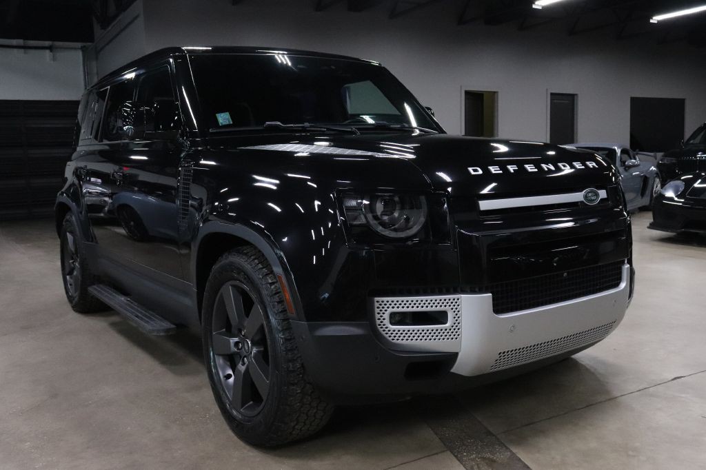 2024 Land Rover Defender Image 7