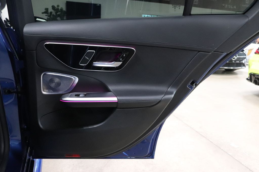 2023 Mercedes-Benz C-Class Image 24