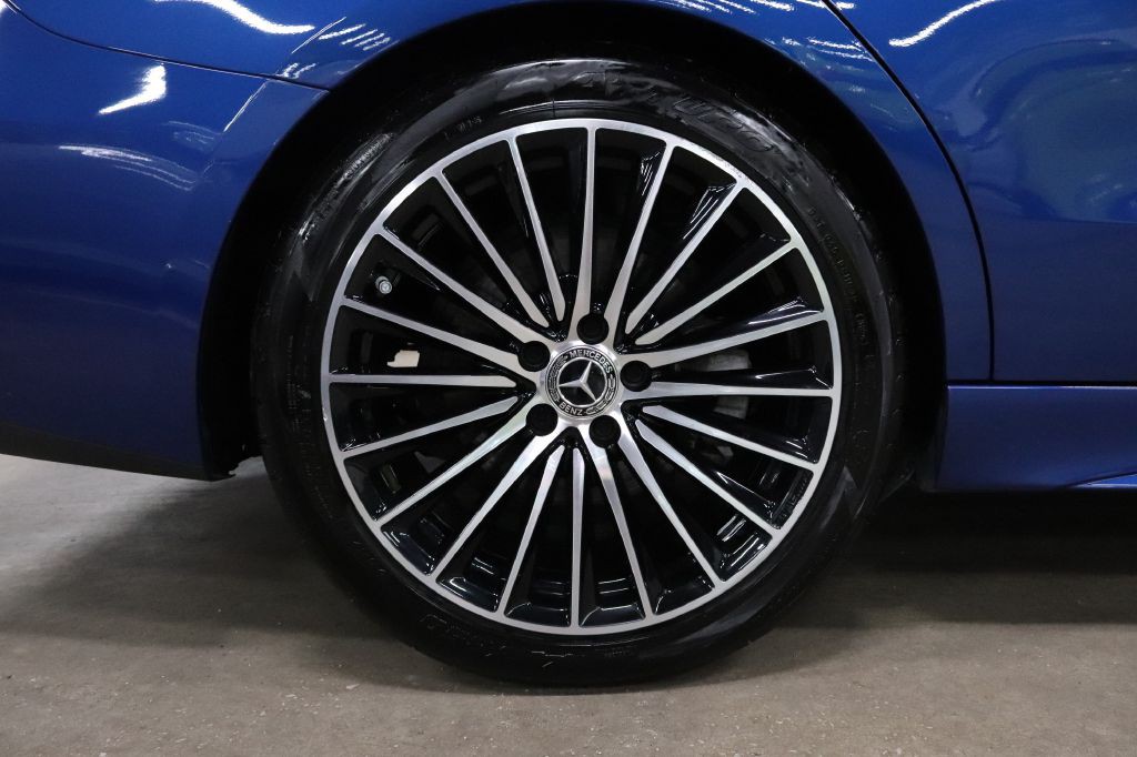 2023 Mercedes-Benz C-Class Image 33