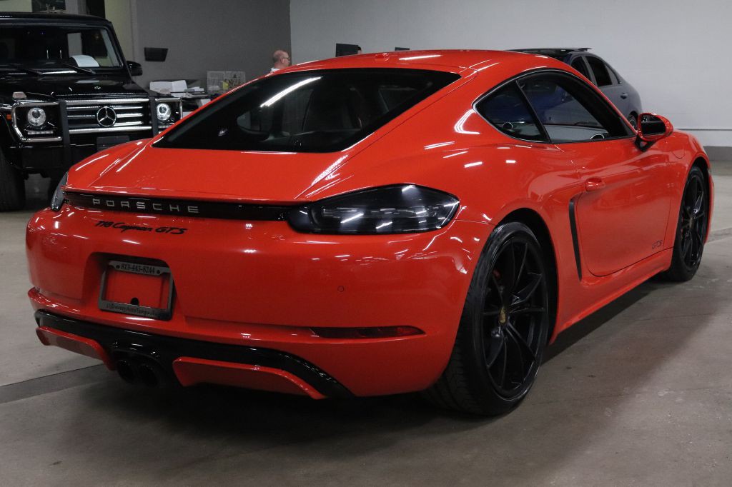 2019 Porsche Cayman Image 5