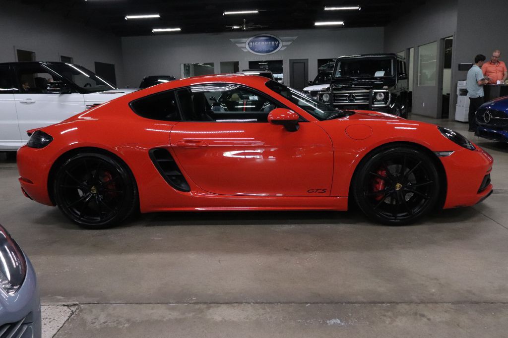 2019 Porsche Cayman Image 6