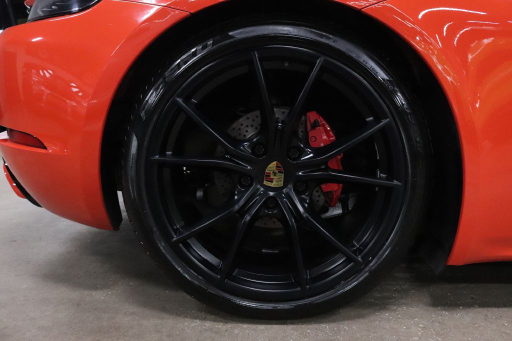2019 Porsche Cayman Image 29