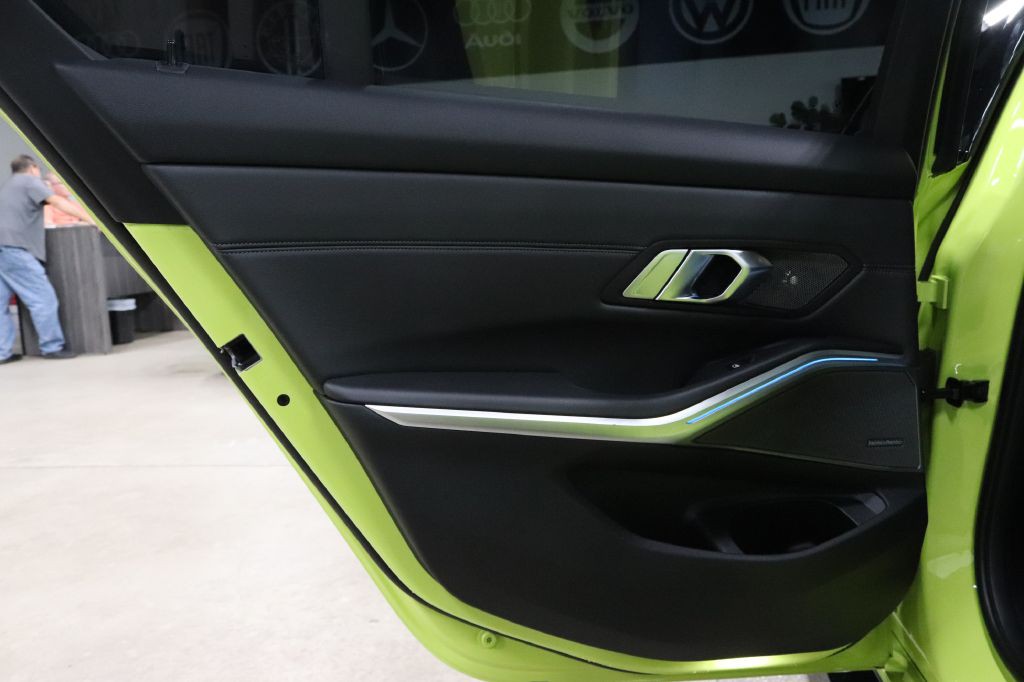 2023 BMW M3 Image 20