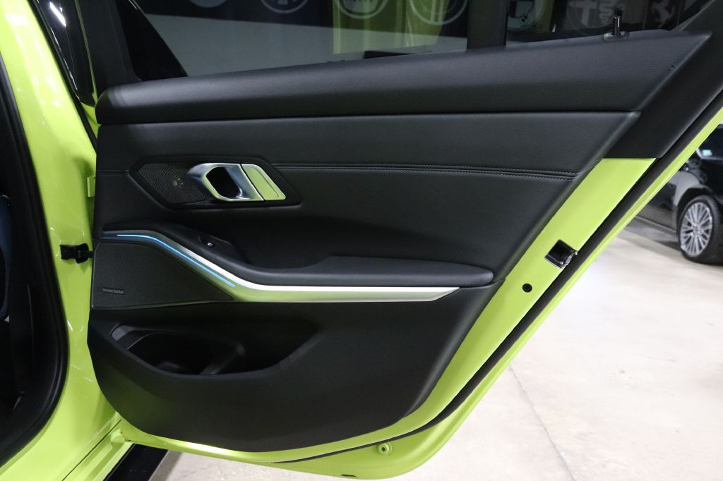 2023 BMW M3 Image 25