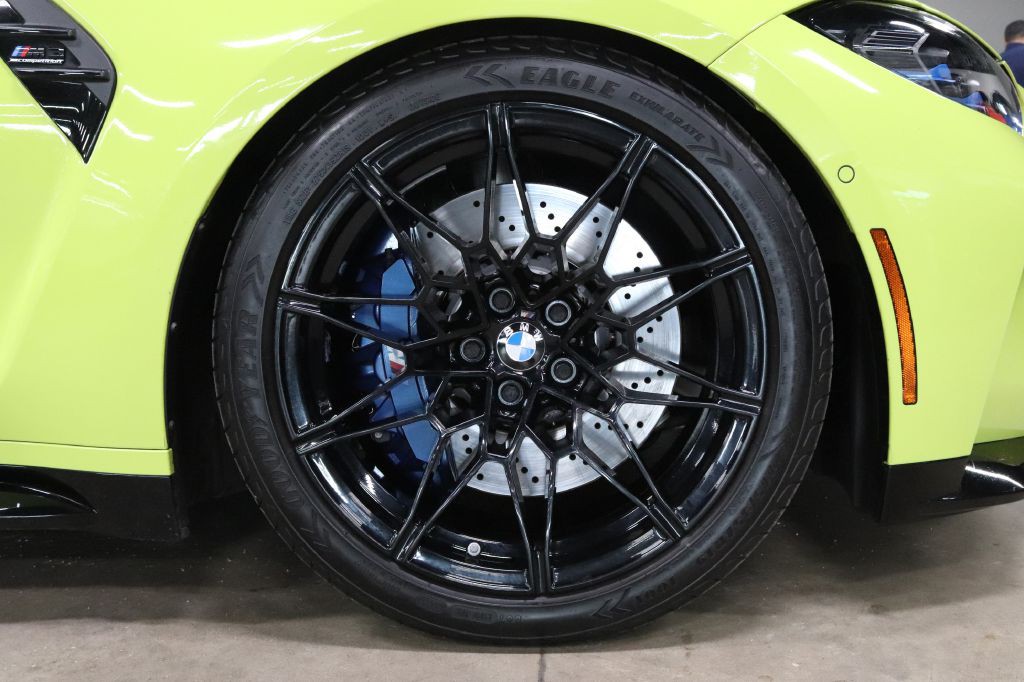 2023 BMW M3 Image 35
