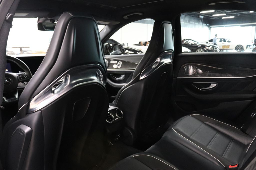 2018 Mercedes-Benz E-Class Image 22