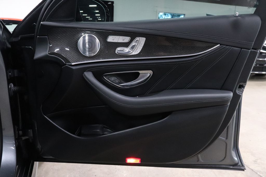 2018 Mercedes-Benz E-Class Image 29