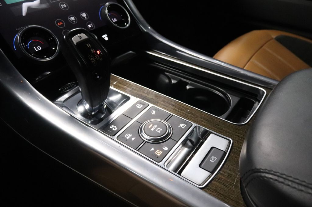 2018 Land Rover Range Rover Sport Image 17