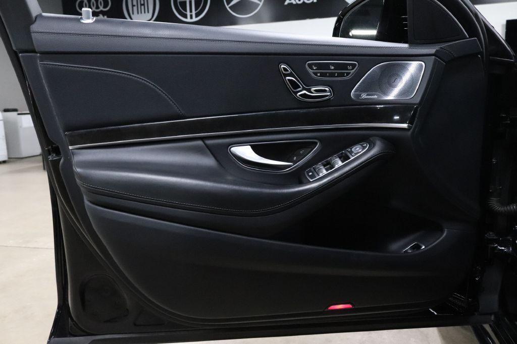 2020 Mercedes-Benz S-Class Image 9