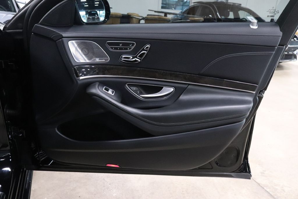 2020 Mercedes-Benz S-Class Image 31