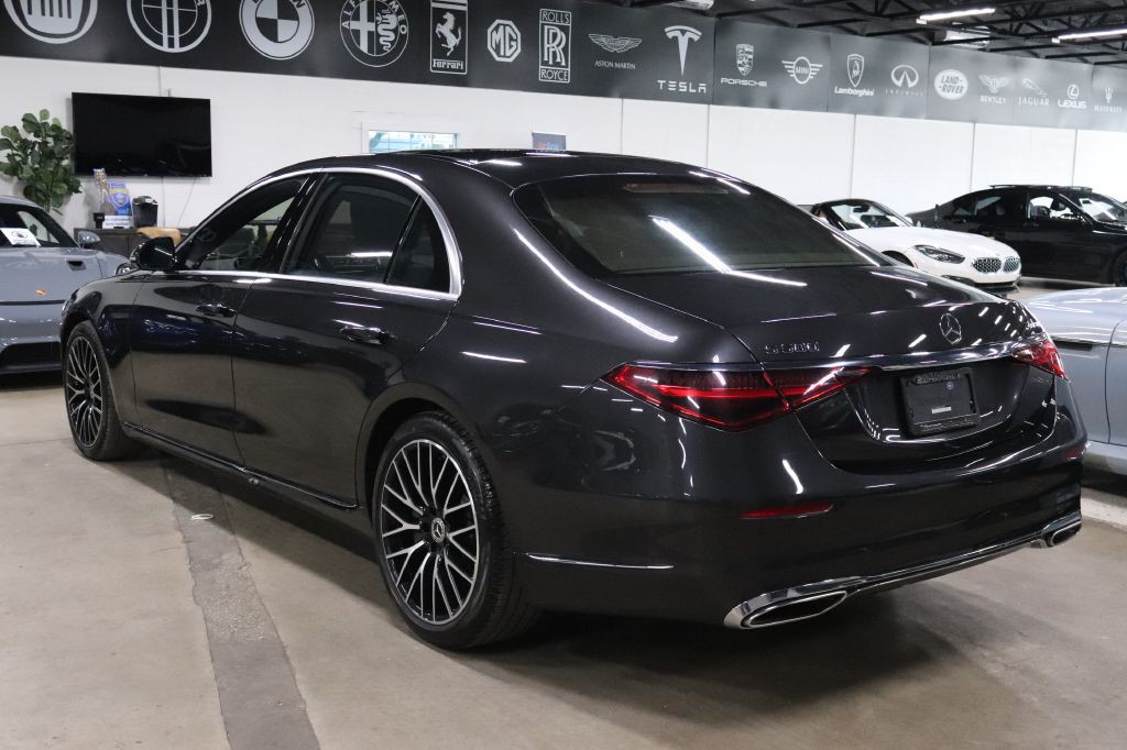 2021 Mercedes-Benz S-Class Image 3