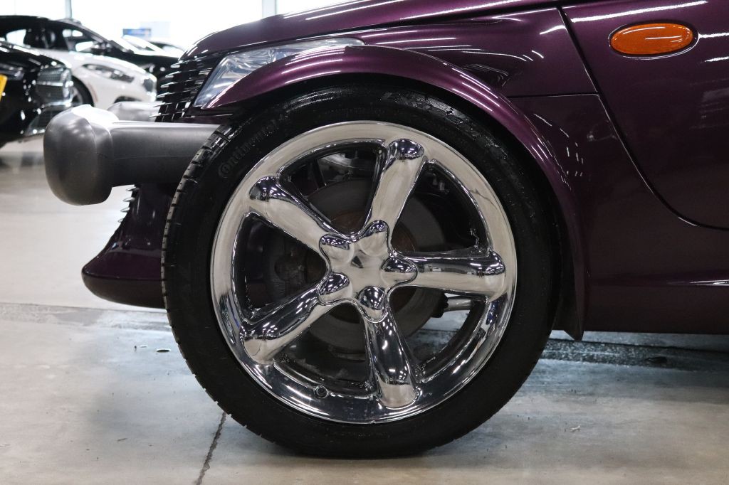 1997 Plymouth Prowler Image 32