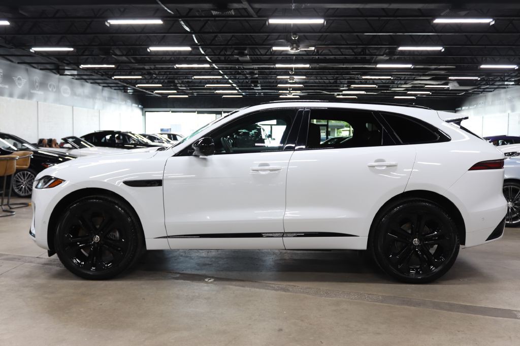 2026 Jaguar F-PACE Image 2