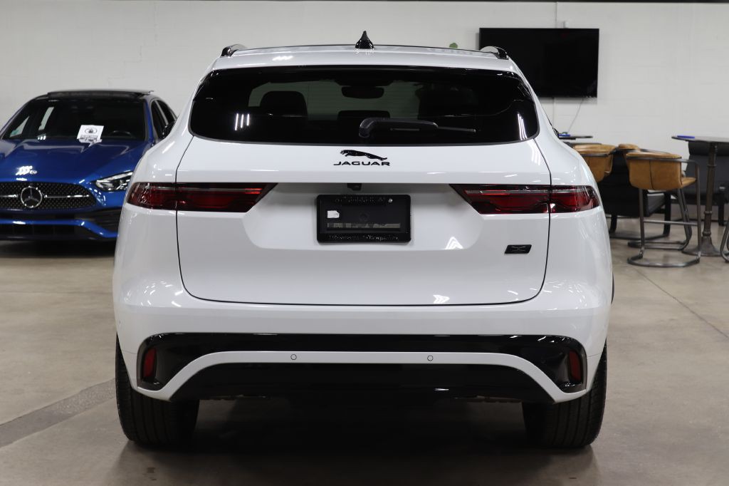 2026 Jaguar F-PACE Image 4