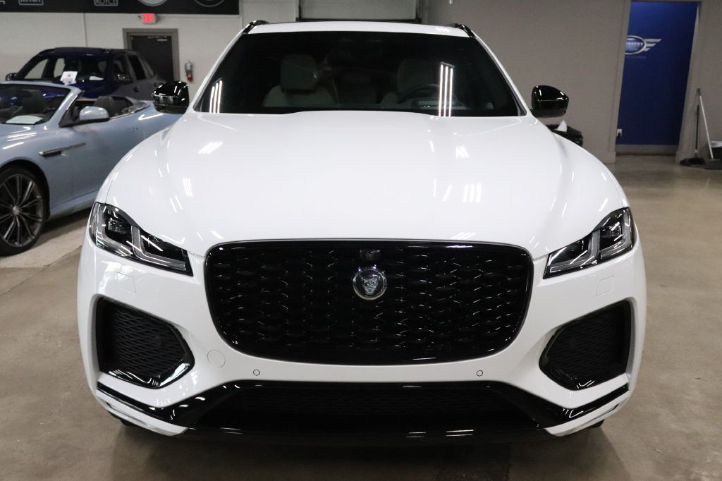 2026 Jaguar F-PACE Image 7