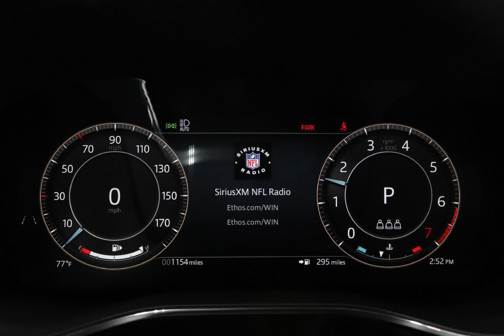 2026 Jaguar F-PACE Image 34