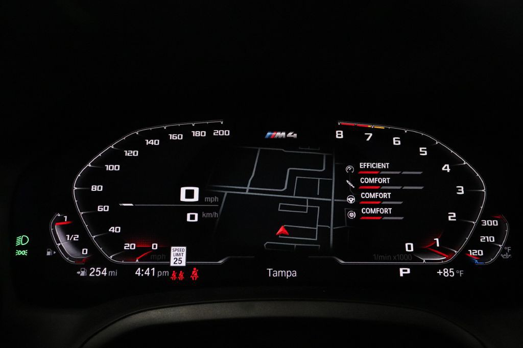 2022 BMW M4 Image 28