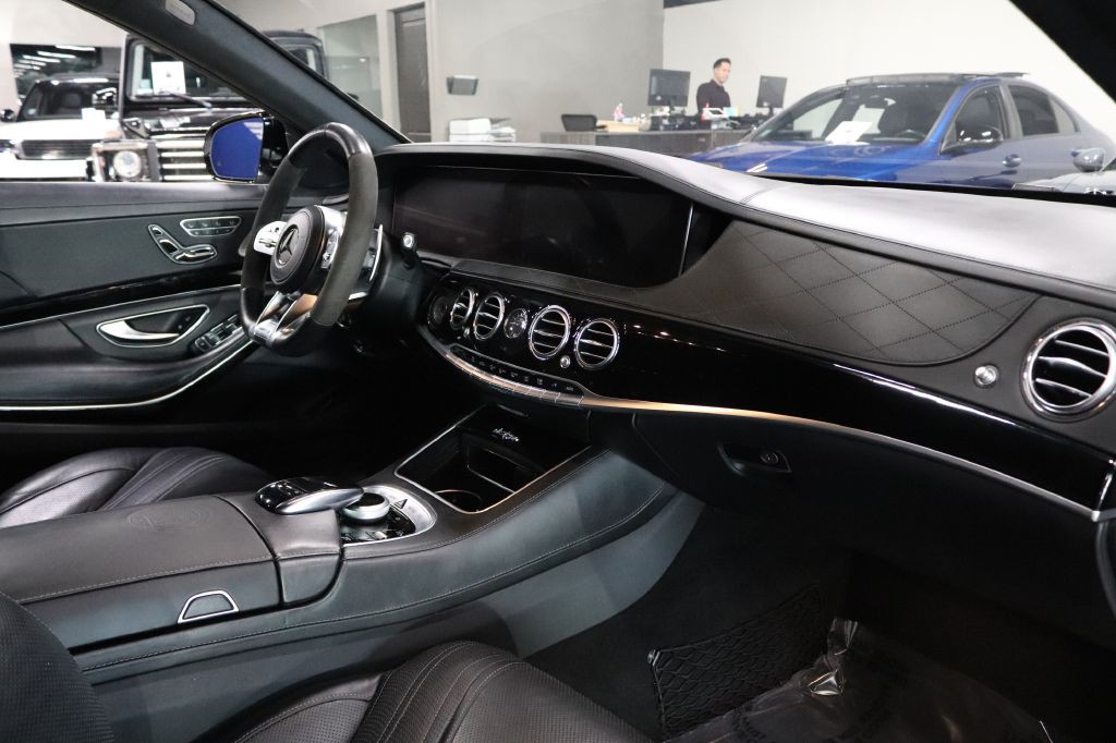 2020 Mercedes-Benz S-Class Image 30