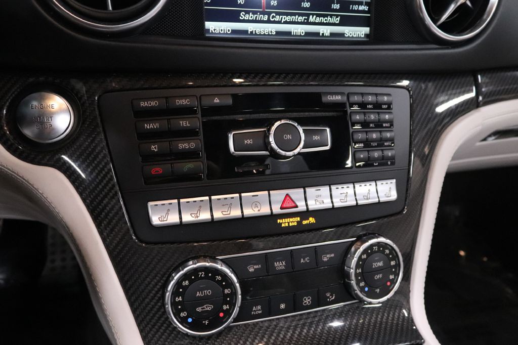 2015 Mercedes-Benz SL-Class Image 31