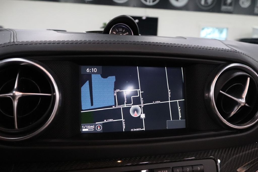 2015 Mercedes-Benz SL-Class Image 33