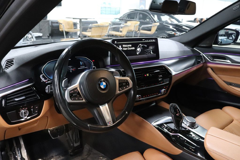 2021 BMW 5 Series Image 11