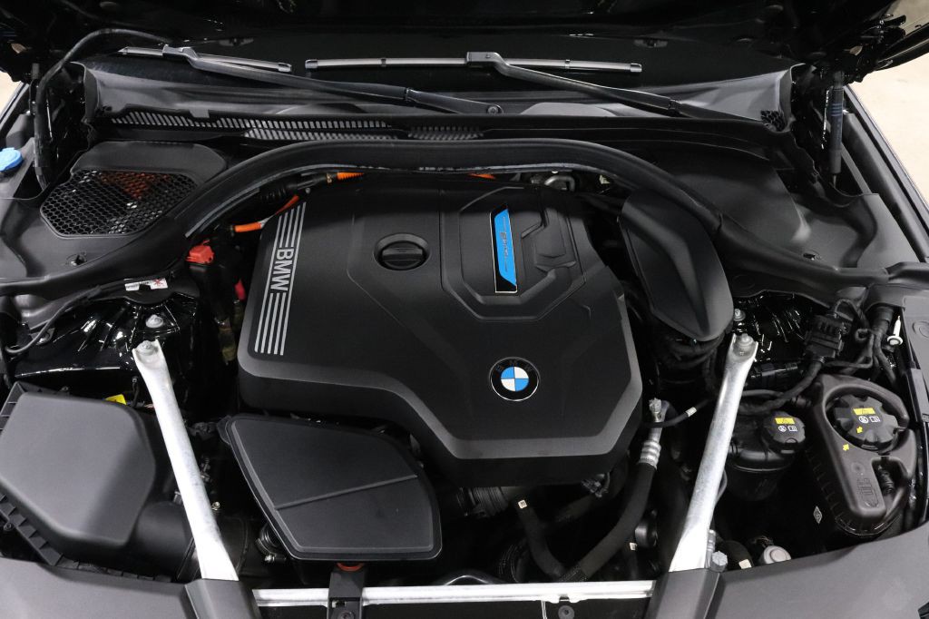2021 BMW 5 Series Image 25