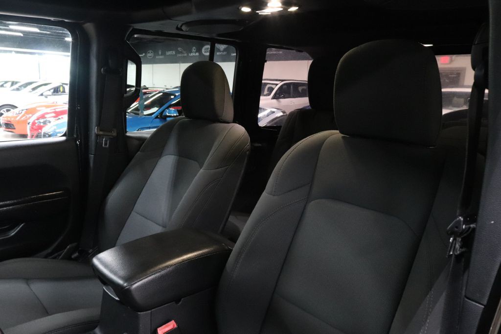 2021 Jeep Wrangler Unlimited Image 10
