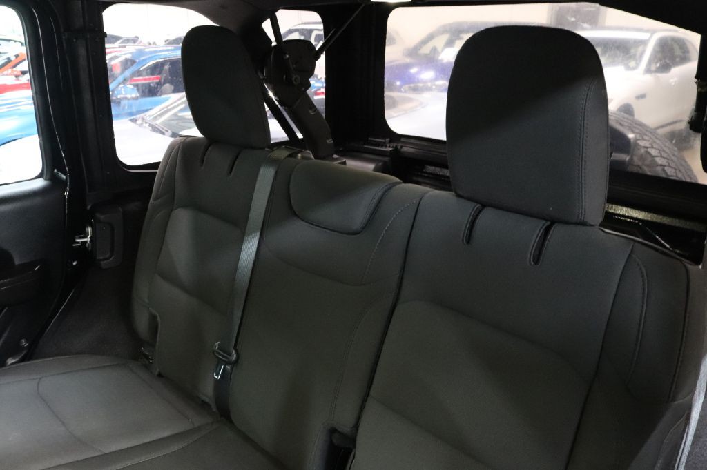 2021 Jeep Wrangler Unlimited Image 14