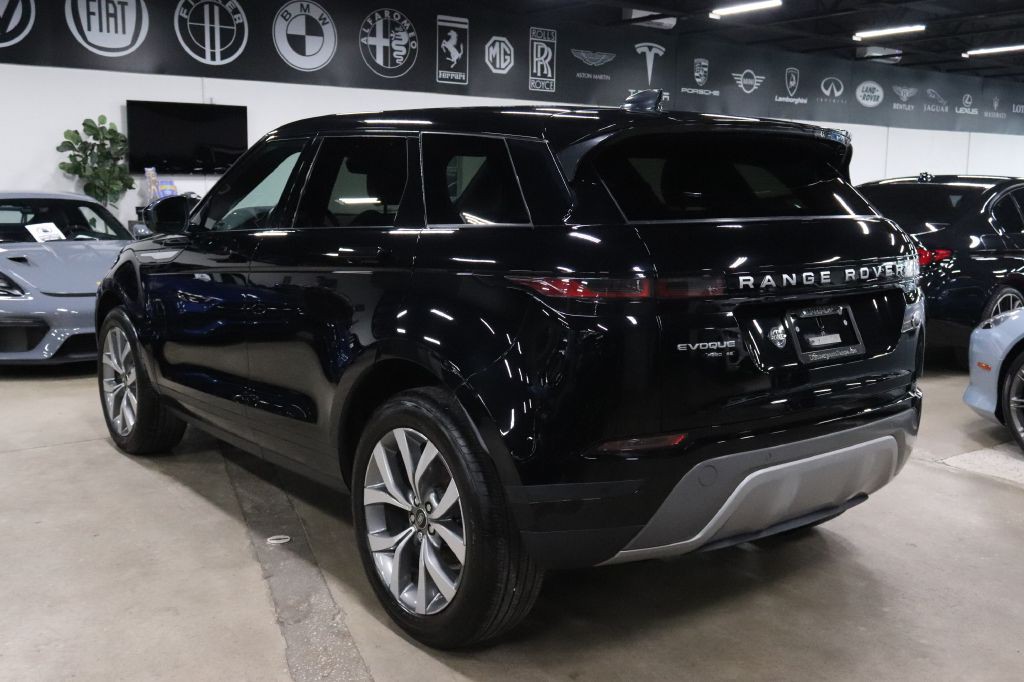 2020 Land Rover Range Rover Evoque Image 3
