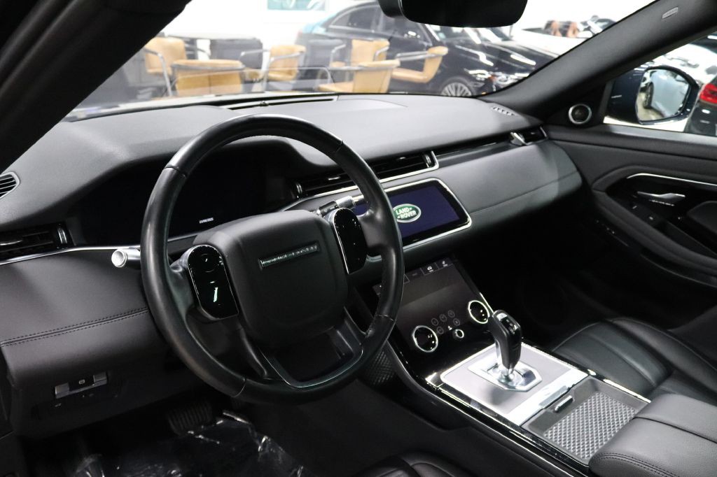 2020 Land Rover Range Rover Evoque Image 11