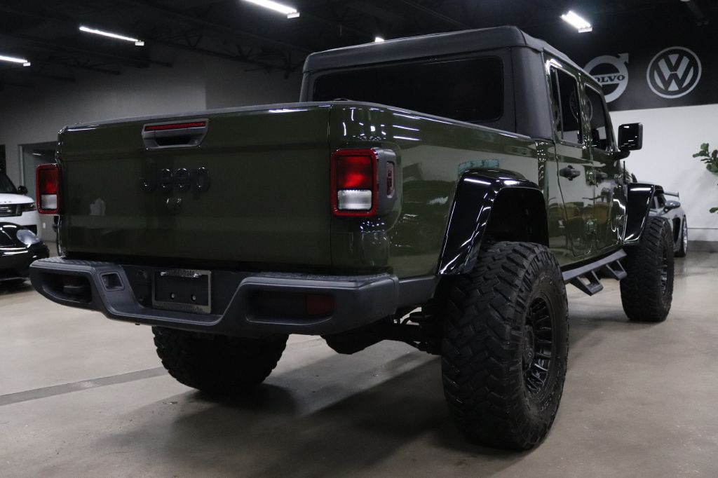 2022 Jeep Gladiator Image 9