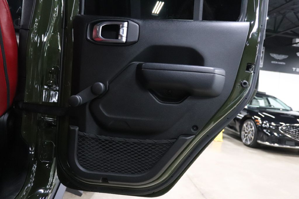 2022 Jeep Gladiator Image 38