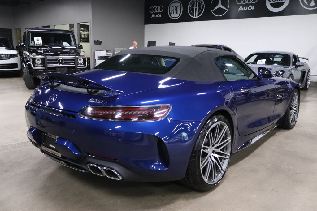 2020 Mercedes-Benz AMG GT Image 9