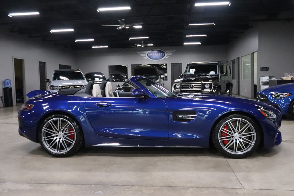 2020 Mercedes-Benz AMG GT Image 12