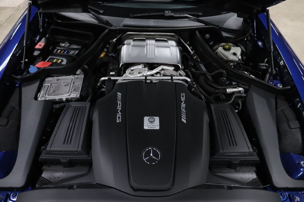 2020 Mercedes-Benz AMG GT Image 26